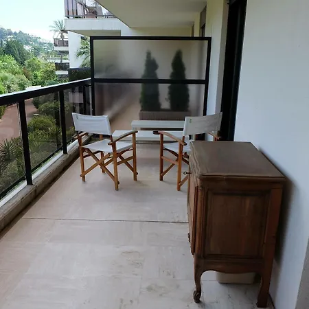 Parc Montrose Apartment